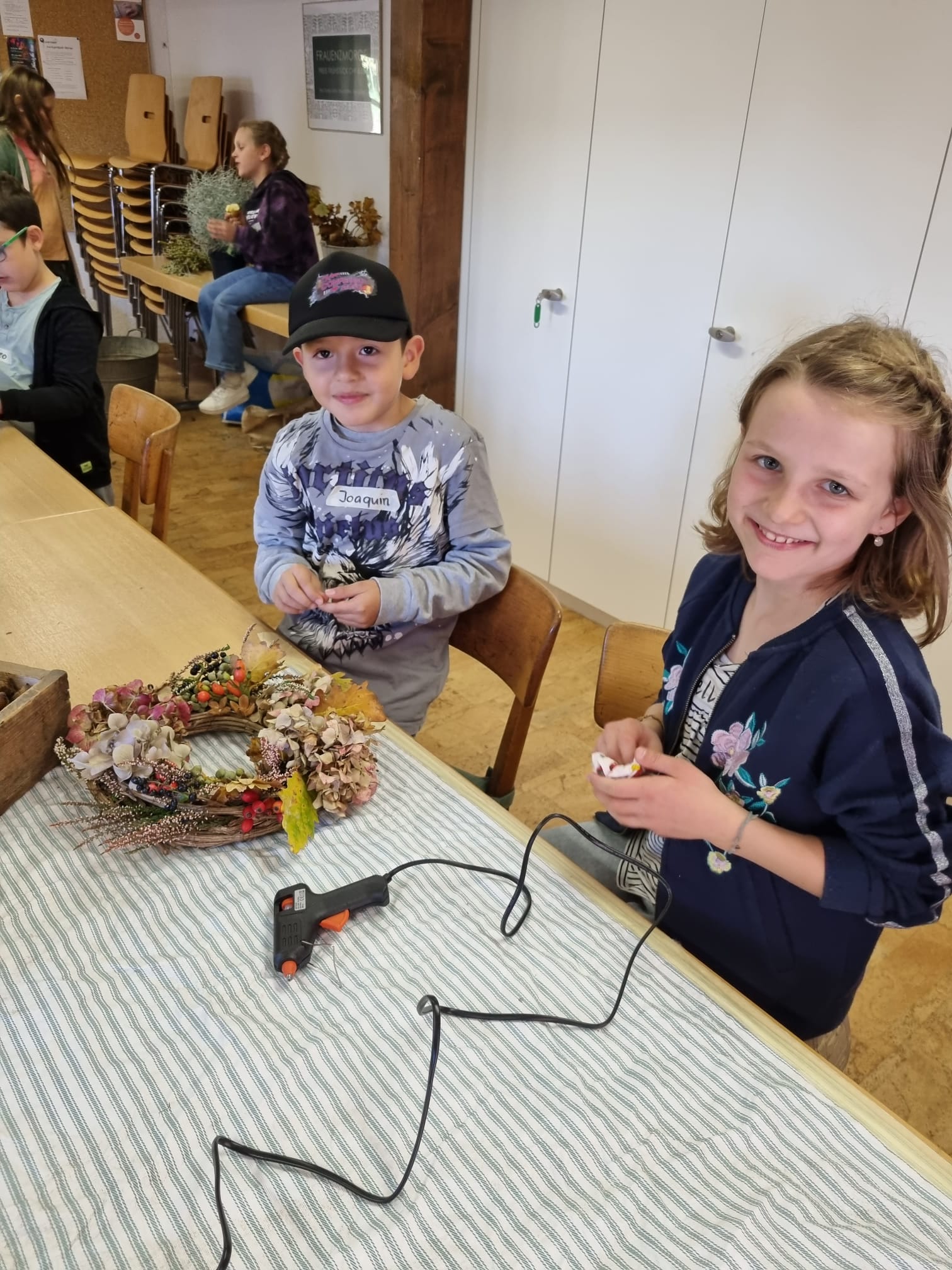 Kreativer Bastelkurs mit Naturmaterialien