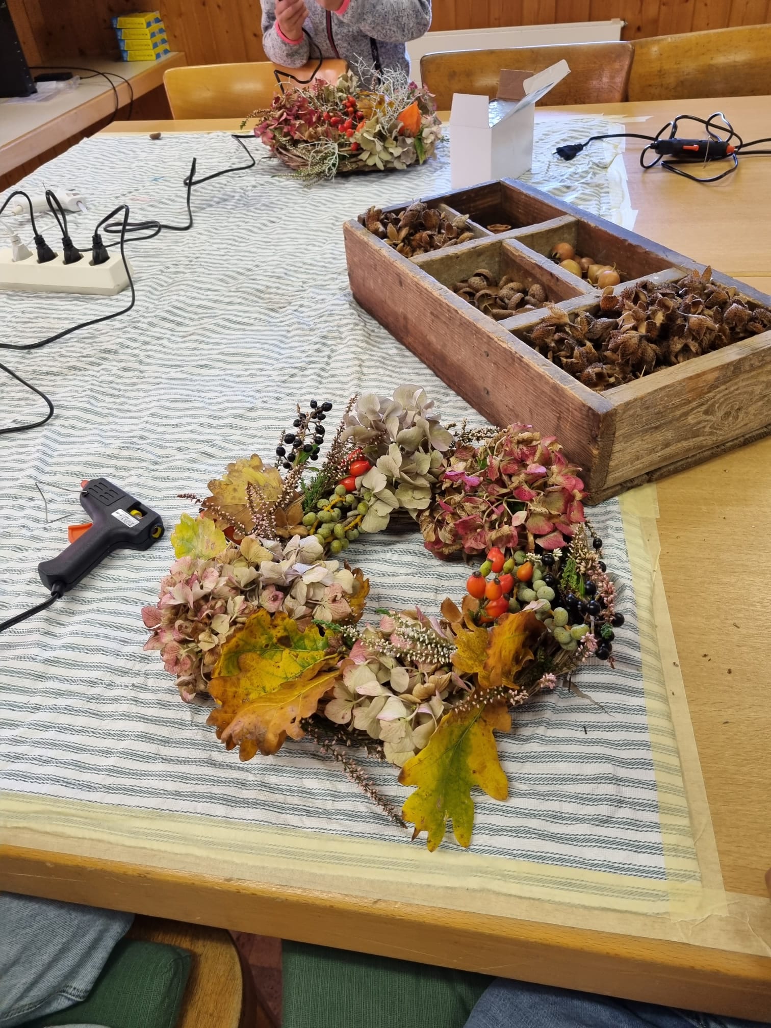 Kreativer Bastelkurs mit Naturmaterialien